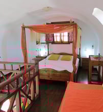 Anna Traditional Apartments - Καμάρι, Σαντορίνη